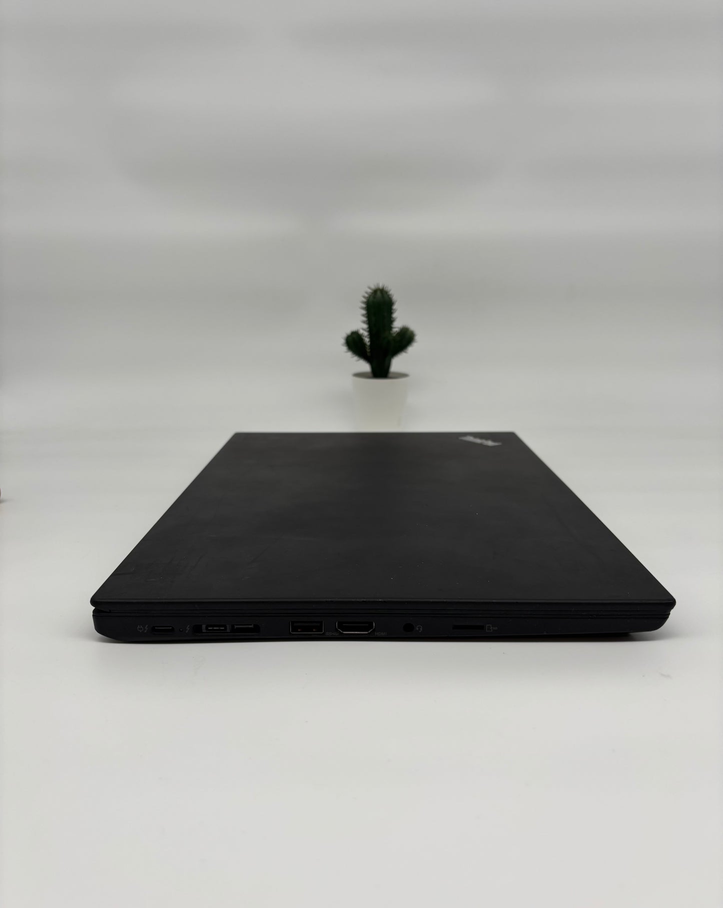 Lenovo ThinkPad T14 Gen 2 | i7-1165G7 | 16GB RAM | 500GB SSD